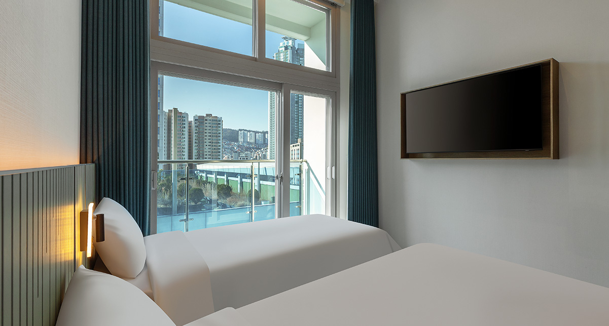 Terrace Standard Twin